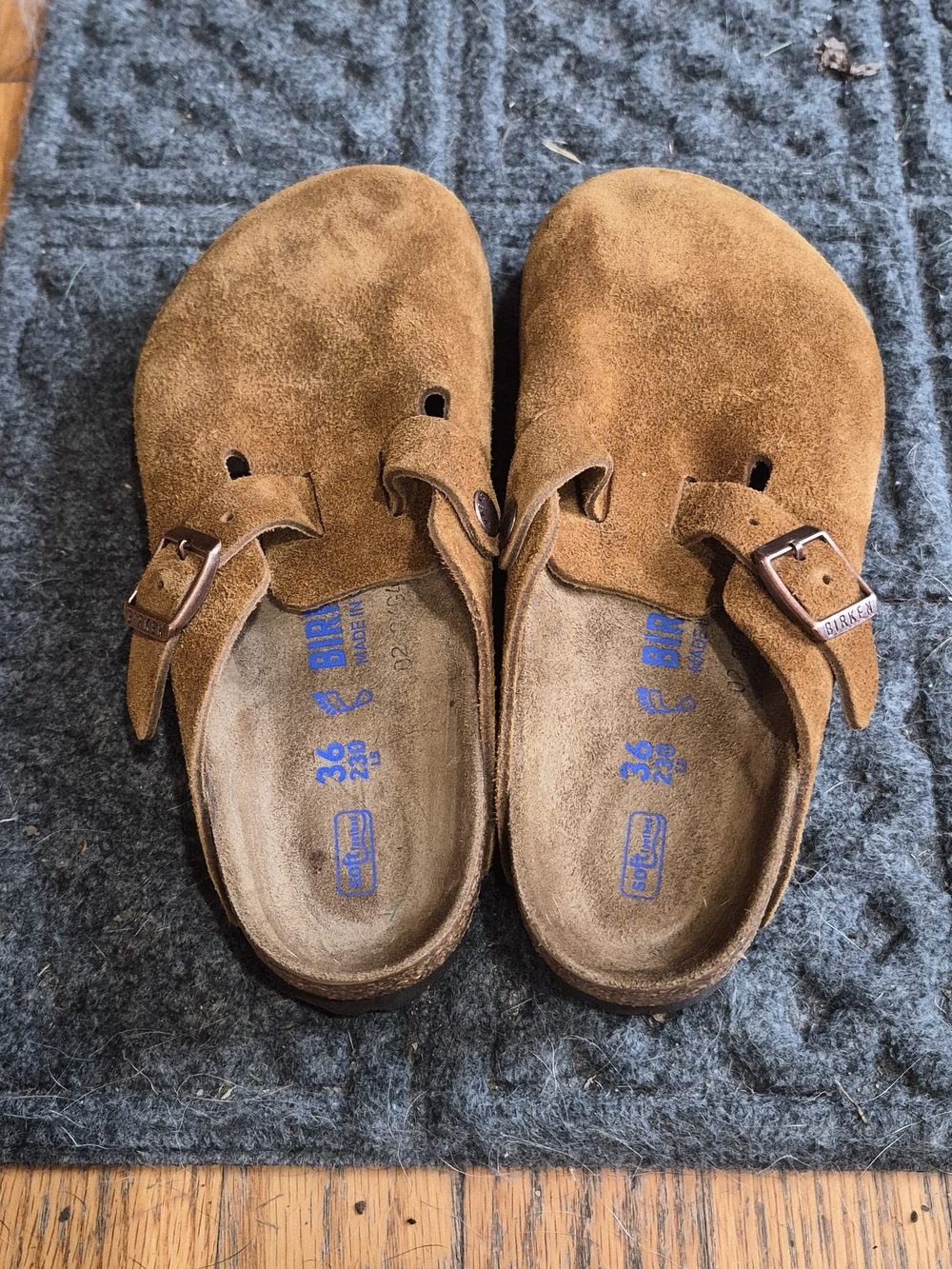Birkenstock Kids Boston Suede Clog in Chestnut Brown